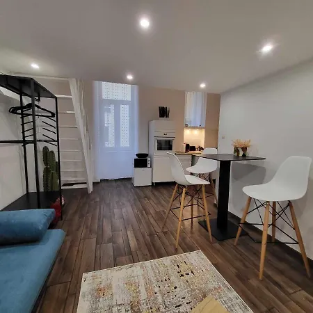 Bell Apartament Alba Regalǎ